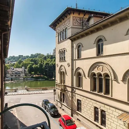 La Casa Di Angela In Piazza Vittorio Centro Turin