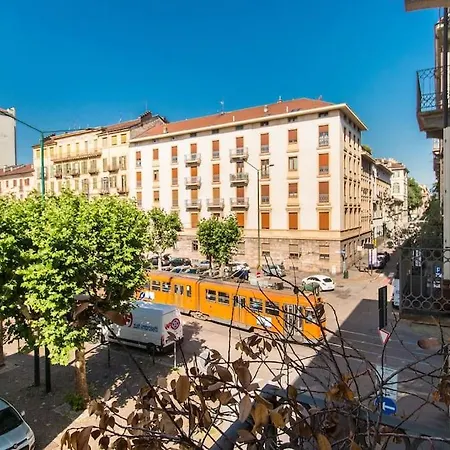 La Casa Di Angela In Piazza Vittorio Centro Apartment *