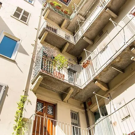 La Casa Di Angela In Piazza Vittorio Centro Apartment *